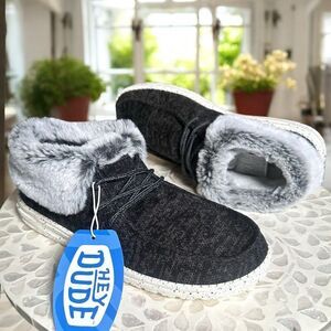 NEW Hey Dude Wendy Fold Fur Lined Boot Slip On Casual Shoes Black Women Size 8 E